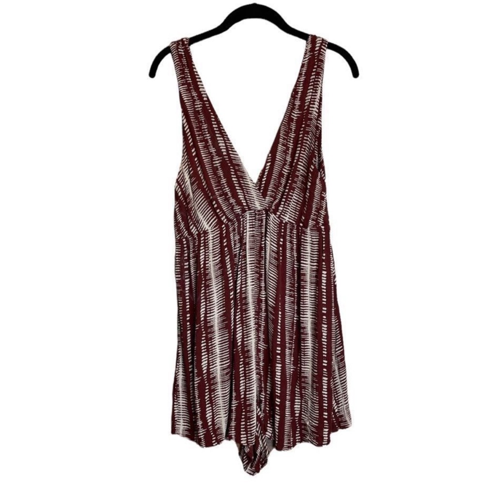 Wild Fable Maroon & Cream V-Neck Shorts Romper Juniors Xxl